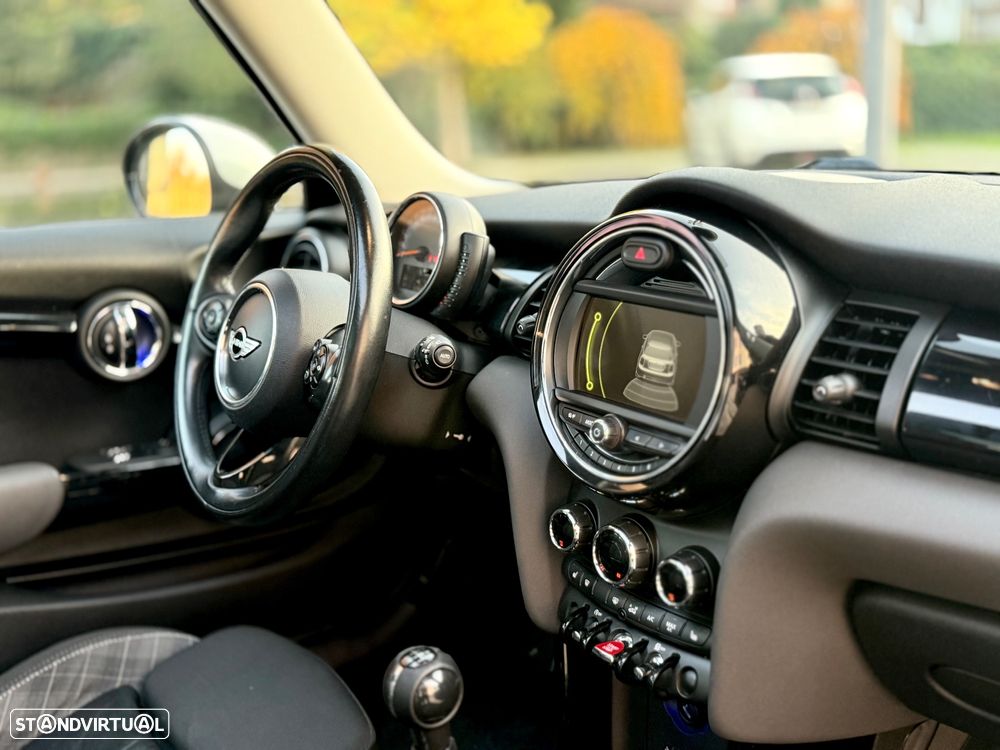 MINI 3 Portas Cooper D Seven - 7