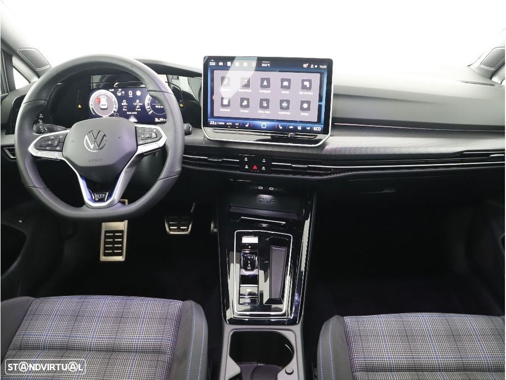 VW Golf - 14