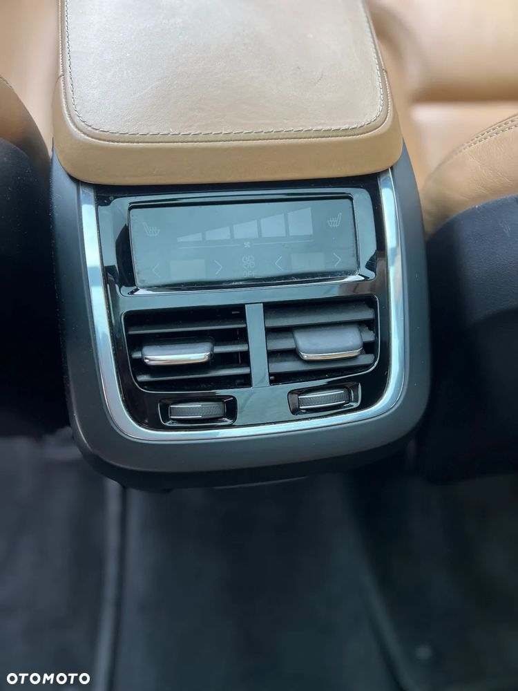 Volvo XC 90 D5 AWD Geartronic Inscription - 16