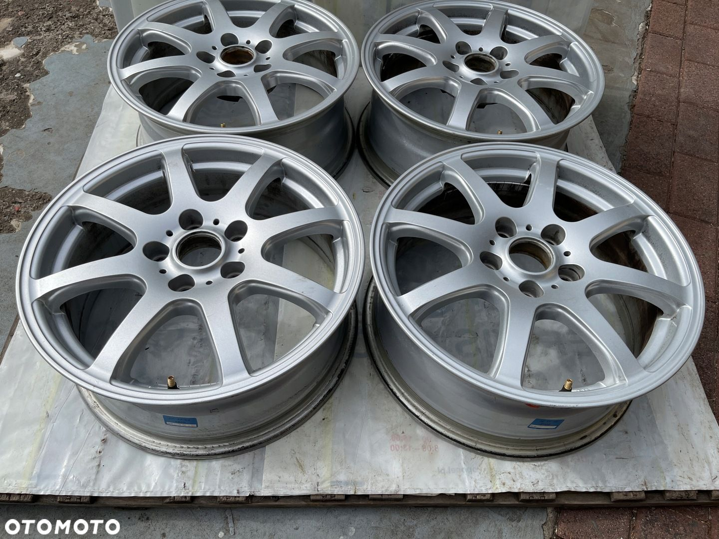 Felgi VW Audi Skoda 5x112 16" 6,5J ET38 261 - 4
