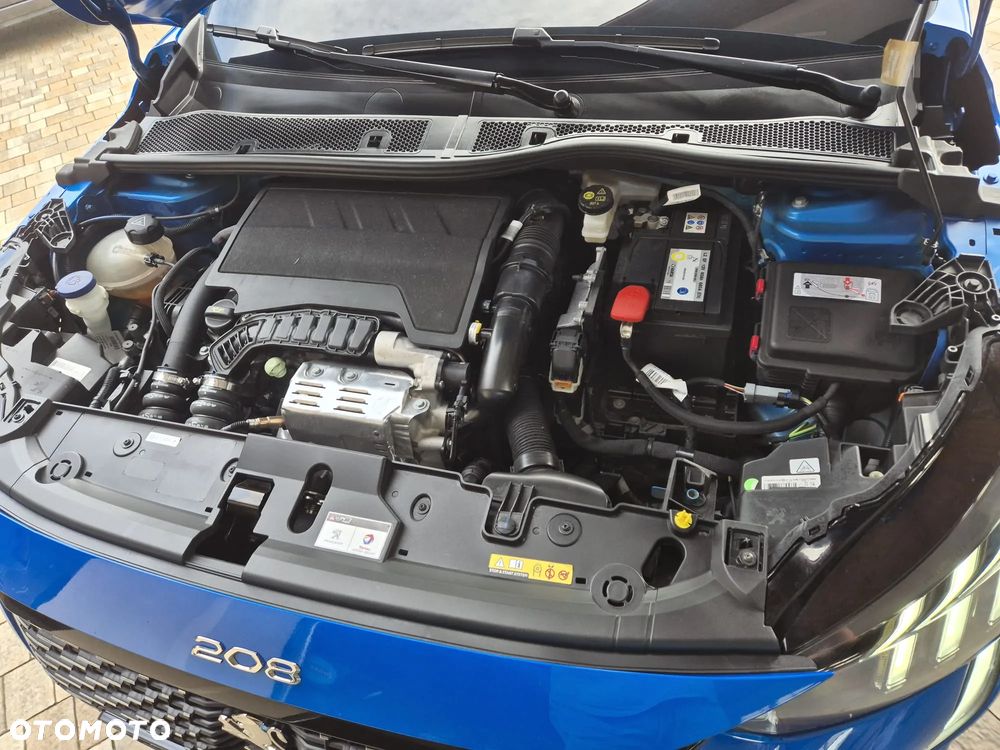 Peugeot 208 PureTech 100 GT - 10