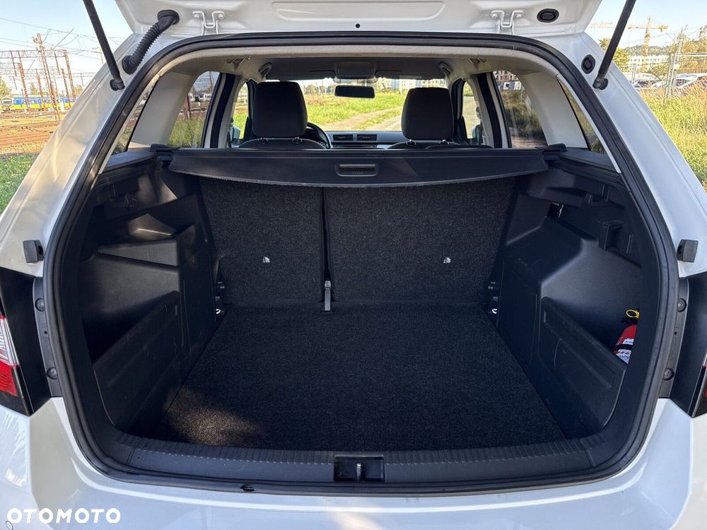 Skoda Fabia 1.0 TSI Ambition DSG - 32