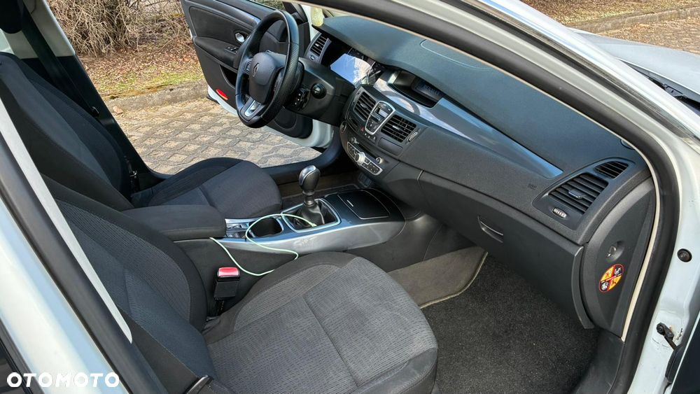 Renault Laguna 1.5 dCi Expression - 9