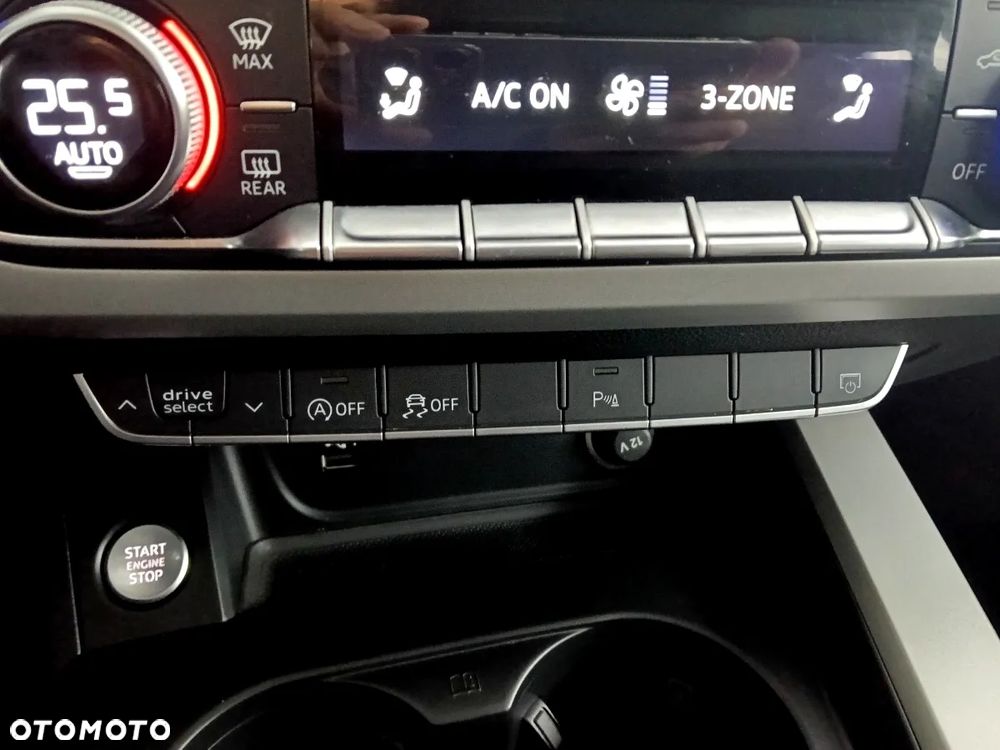 Audi A4 Avant 35 TDI S tronic - 14