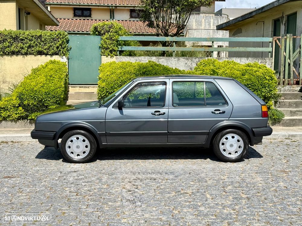 VW Golf 1.3 GL - 2