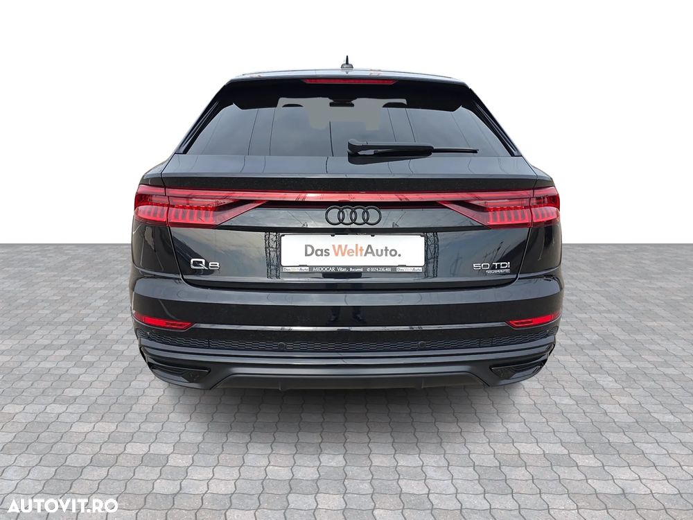 Audi Q8 - 4