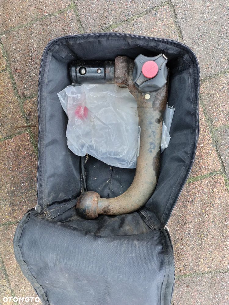 Ford Kuga 1.6 EcoBoost 2x4 Titanium - 40