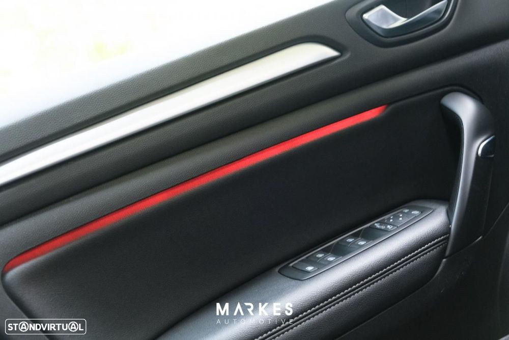 Renault Mégane Sport Tourer 1.6 E-Tech Plug-In Intens - 33