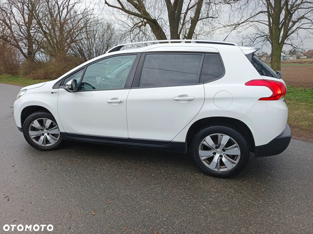 Peugeot 2008 PureTech 82 Style - 9