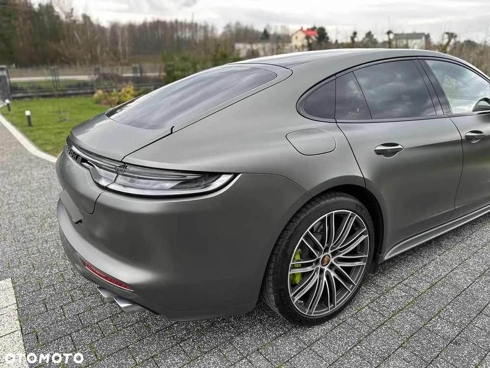 Porsche Panamera 4 E-Hybrid Platinum Edition - 22
