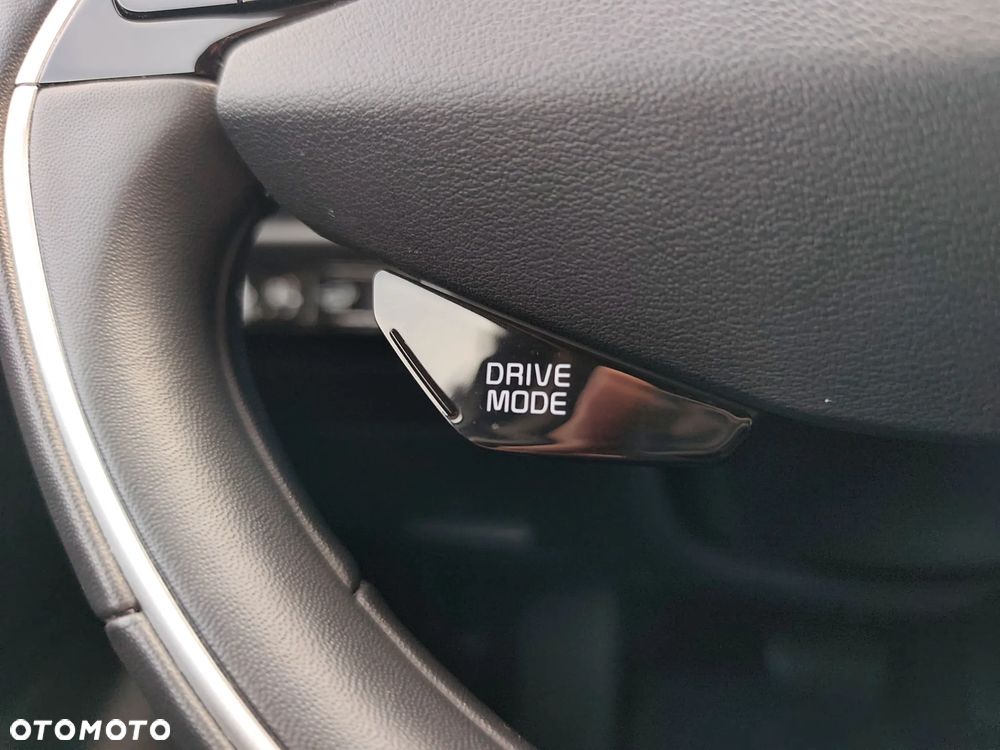 Kia Niro 1.6 GDI Hybrid Business Line - 23