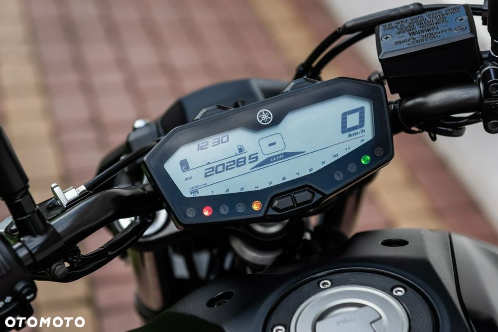 Yamaha MT - 7