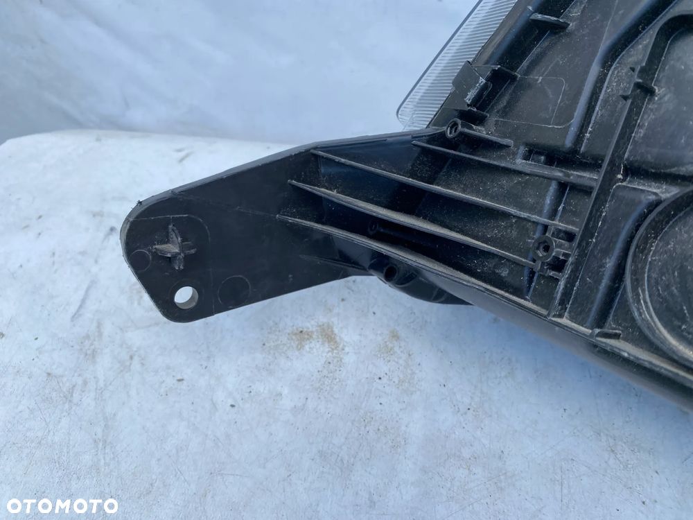 lampa skoda yeti lift prawa eu cała - 6