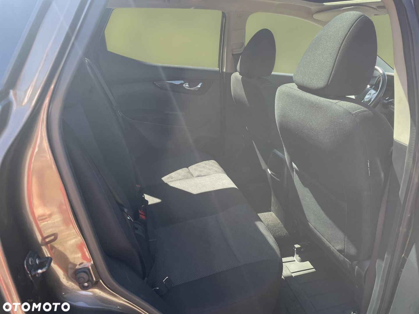 Nissan Qashqai 1.6 DCi 4x4 N-Connecta EU6 - 10