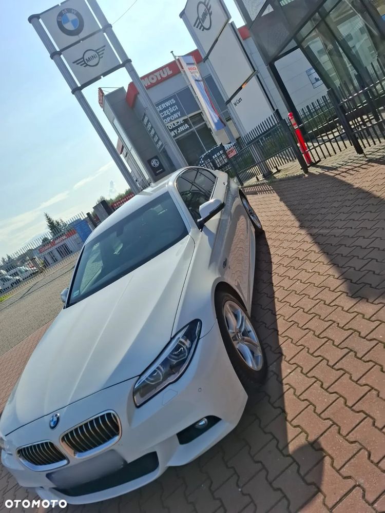 BMW Seria 5 525d xDrive Luxury Line - 12