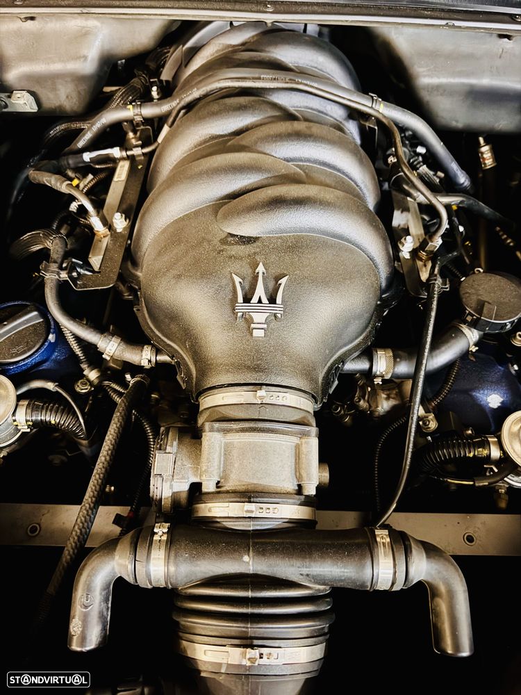 Maserati Quattroporte 4.2 V8 Aut. - 2