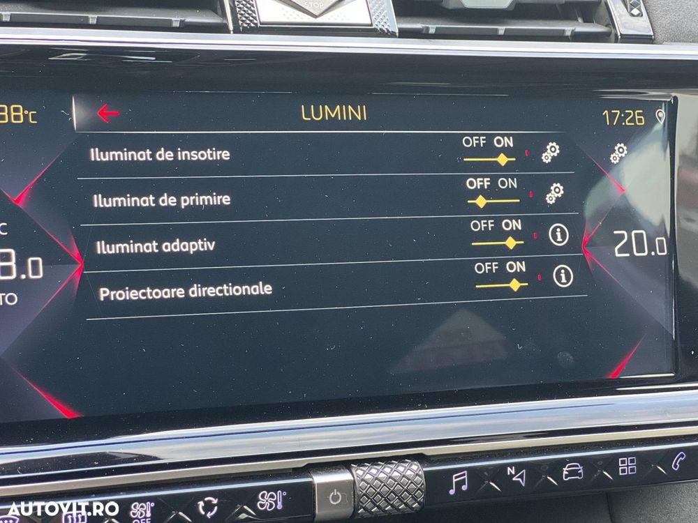 DS Automobiles DS 7 Crossback 1.5 BlueHDi 130 S&S EAT8 PERFORMANCE LINE + - 31
