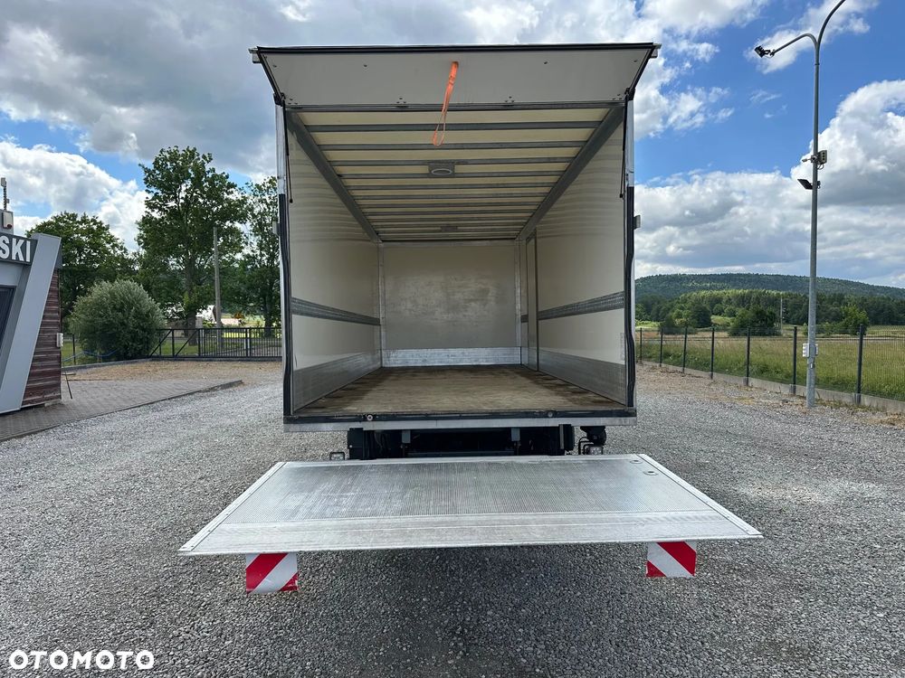 DAF / LF 12.230 / EURO 6 / KONTENER + WINDA / 16 PALET / KABINA SYPIALNA - 17