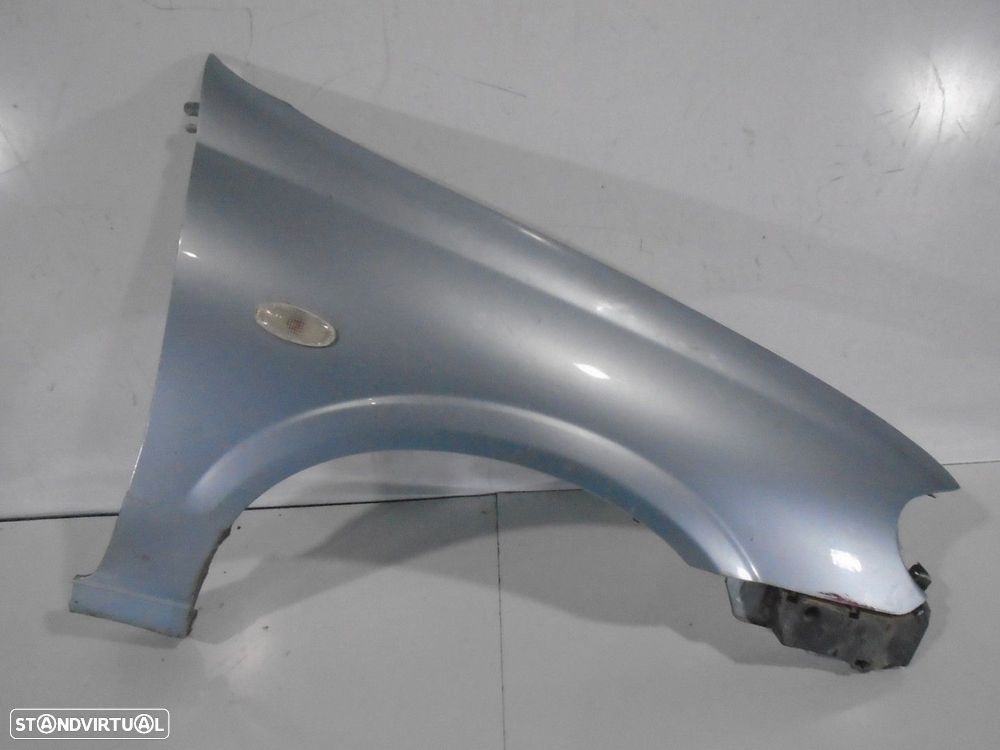 GUARDA-LAMAS FRENTE DIREITO NISSAN ALMERA II 2.2 DI 110CV 2184CC - 1