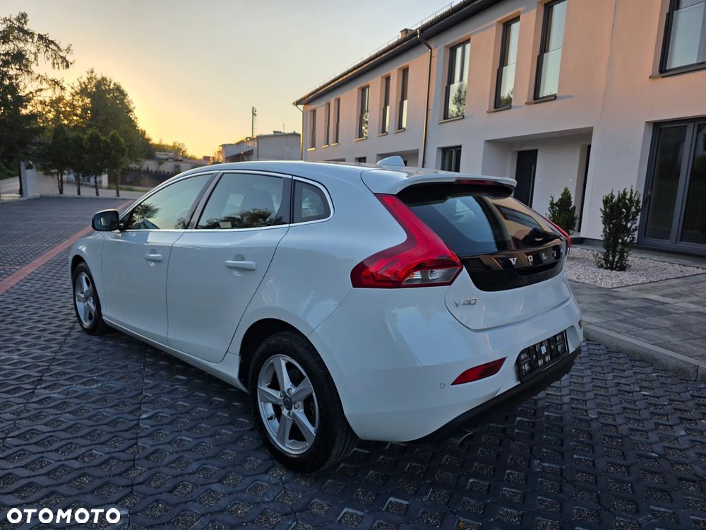 Volvo V40 2013 photo 5