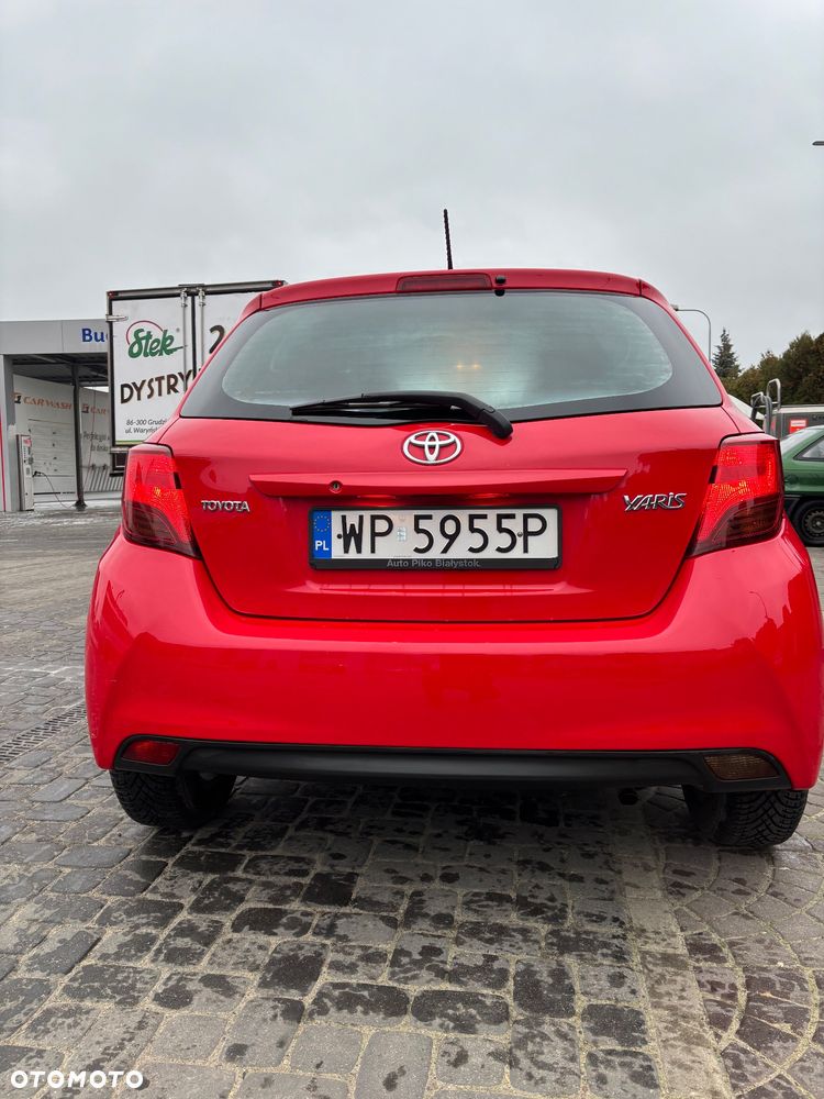 Toyota Yaris 1.0 VVT-i - 4