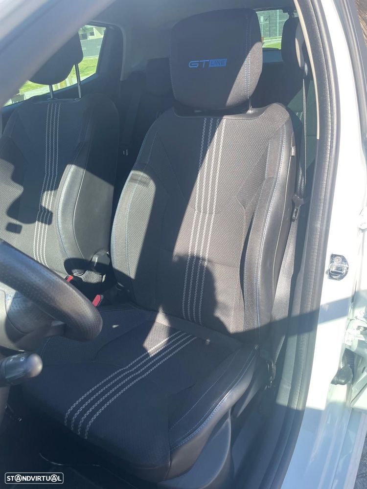 Renault Clio - 9