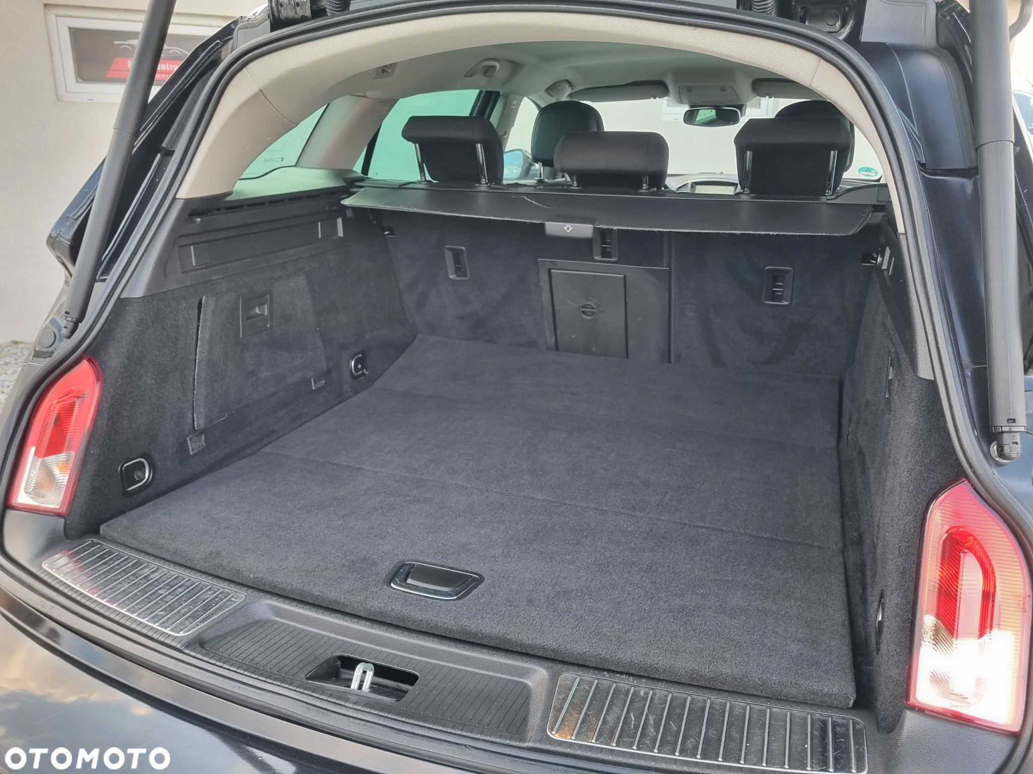 Opel Insignia 1.4 T Cosmo S&S - 14