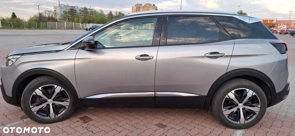 Peugeot 3008 1.6 BlueHDi Allure S&S EAT6 - 7