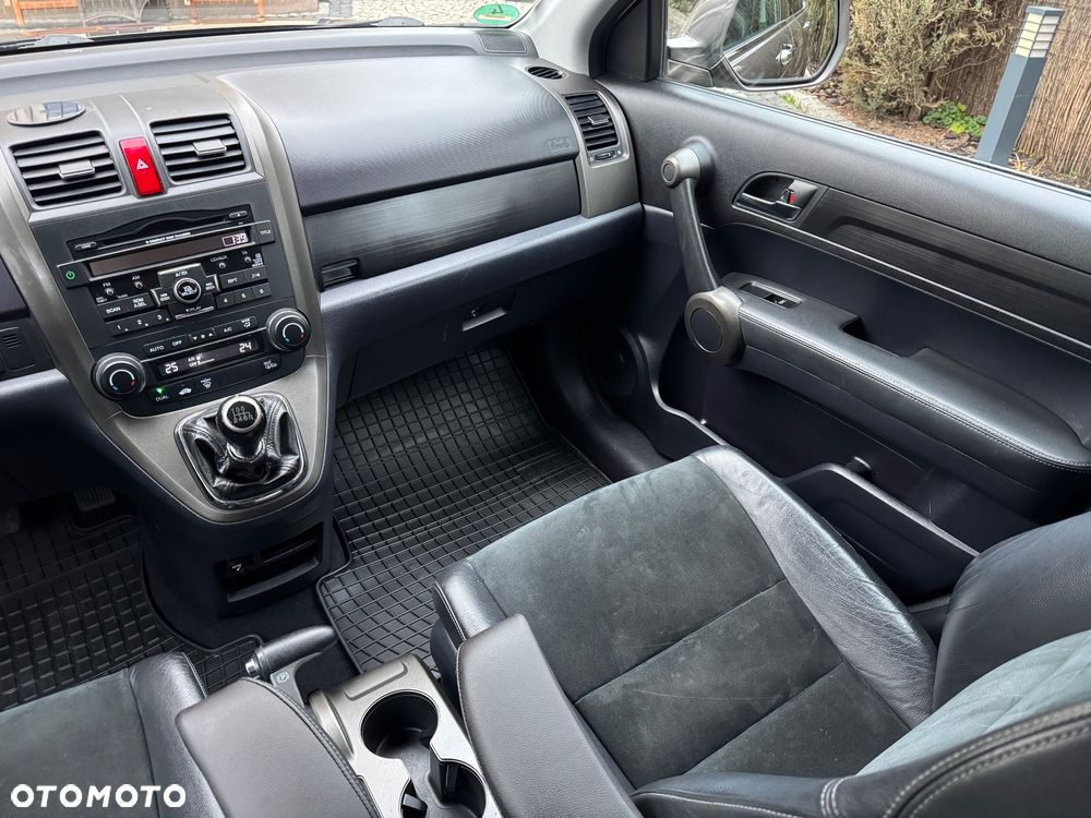Honda CR-V 2.0i Executive - 28