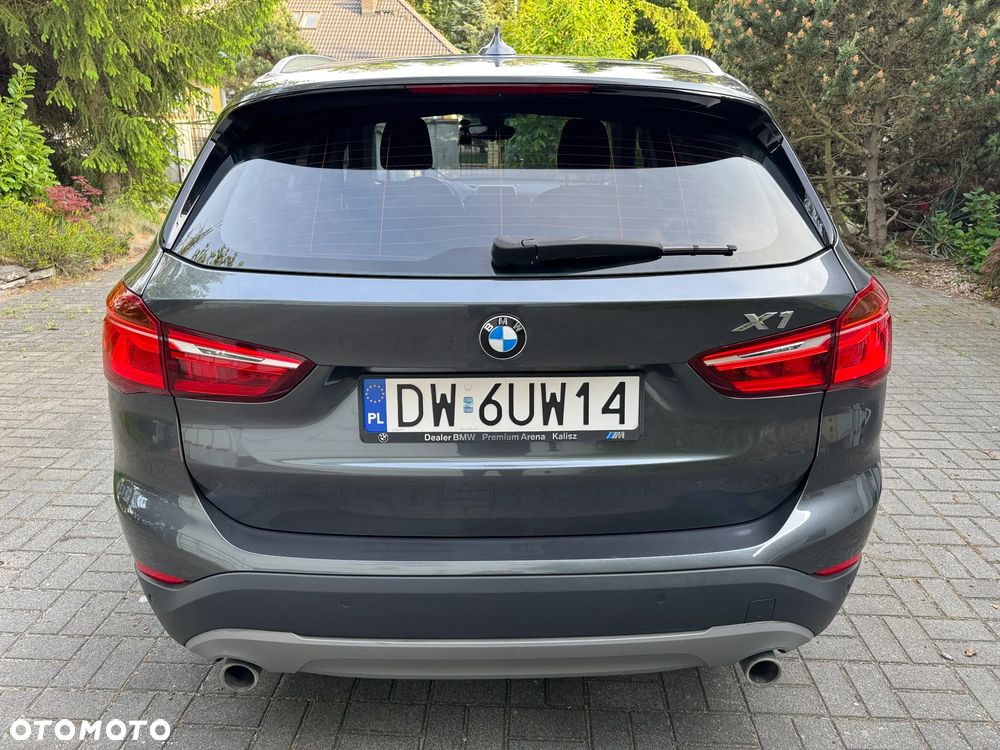 BMW X1 xDrive20d - 9