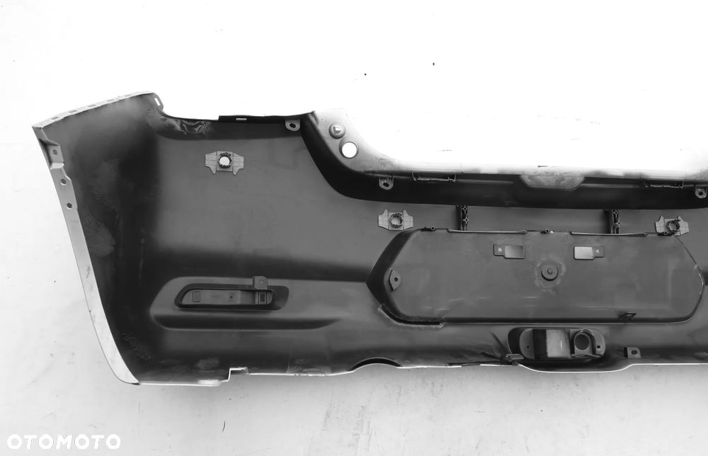 SUZUKI SWIFT 9 IX MK7 2024 - zderzak tył pod PDC ORYGINAŁ OE - 11