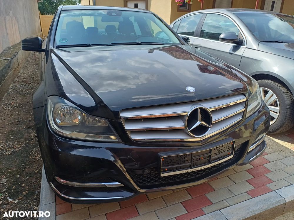 Mercedes-Benz C 180 BlueEFFICIENCY Avantgarde - 8