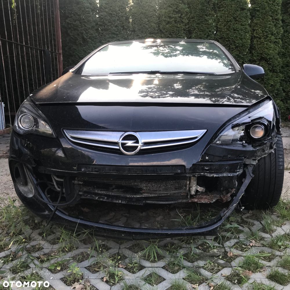 Opel Astra OPC - 3