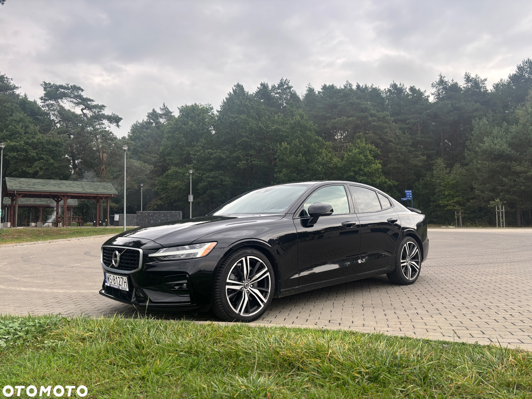 Volvo S60 T6 AWD R-Design - 10