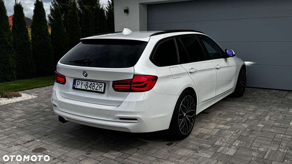 BMW Seria 3 330i xDrive Sport Line Shadow - 16
