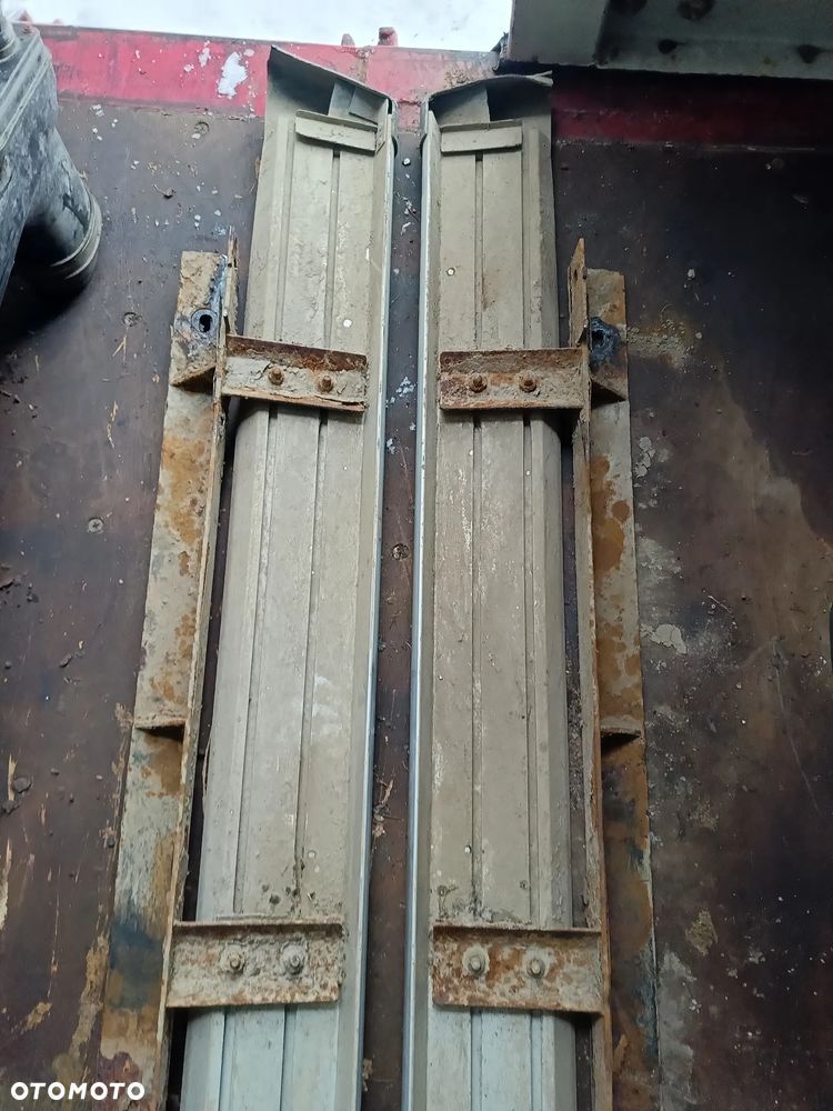 Stopnie boczne orurowanie progi Toyota Rav 4  RAV4 - 8