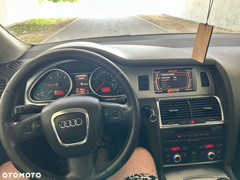 Audi Q7 - 9