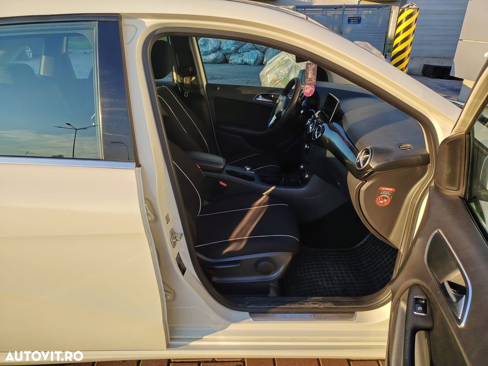 Mercedes-Benz B 200 - 12
