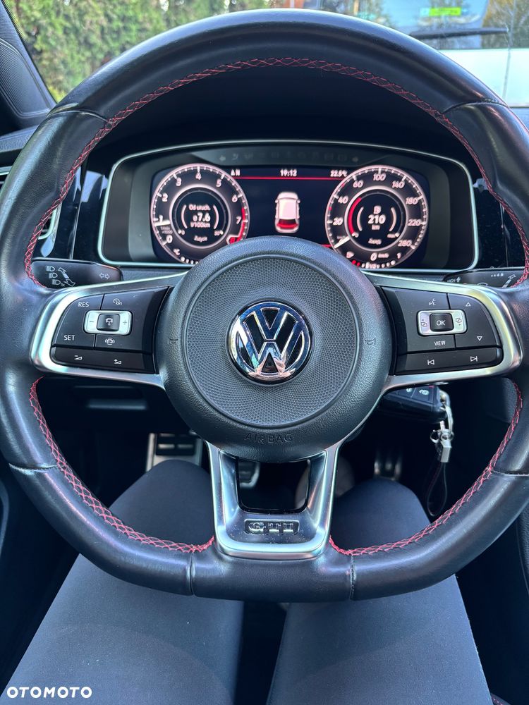 Volkswagen Golf GTI 2.0 TSI OPF Performance - 10