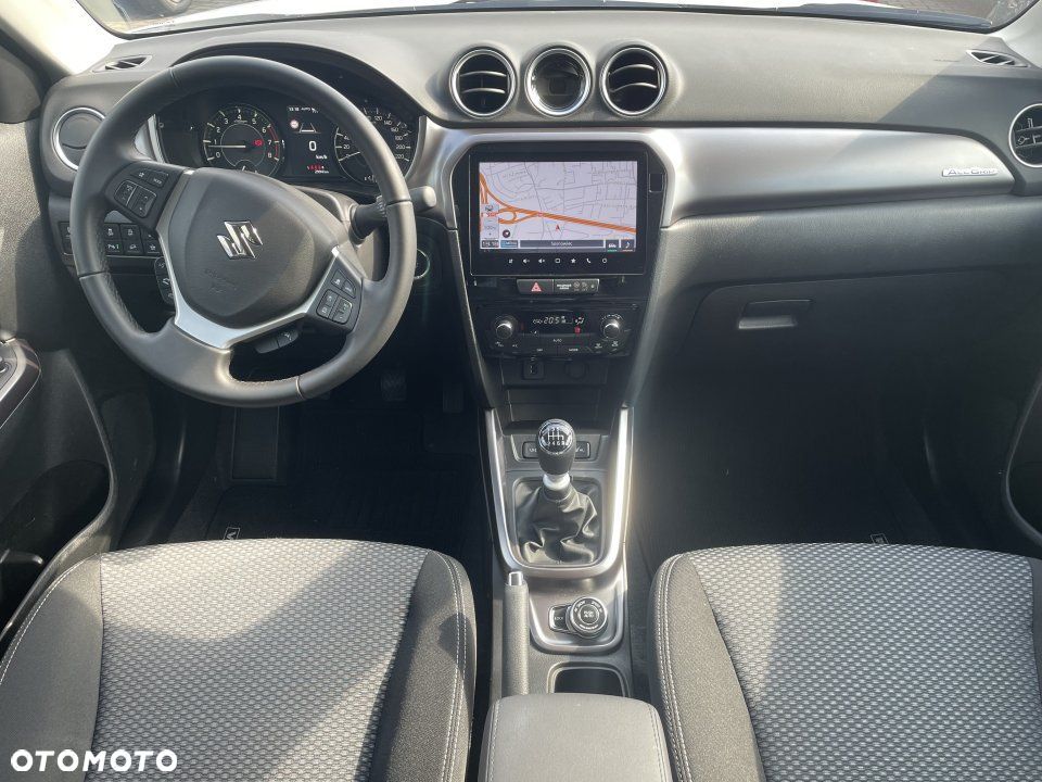 Suzuki Vitara - 11