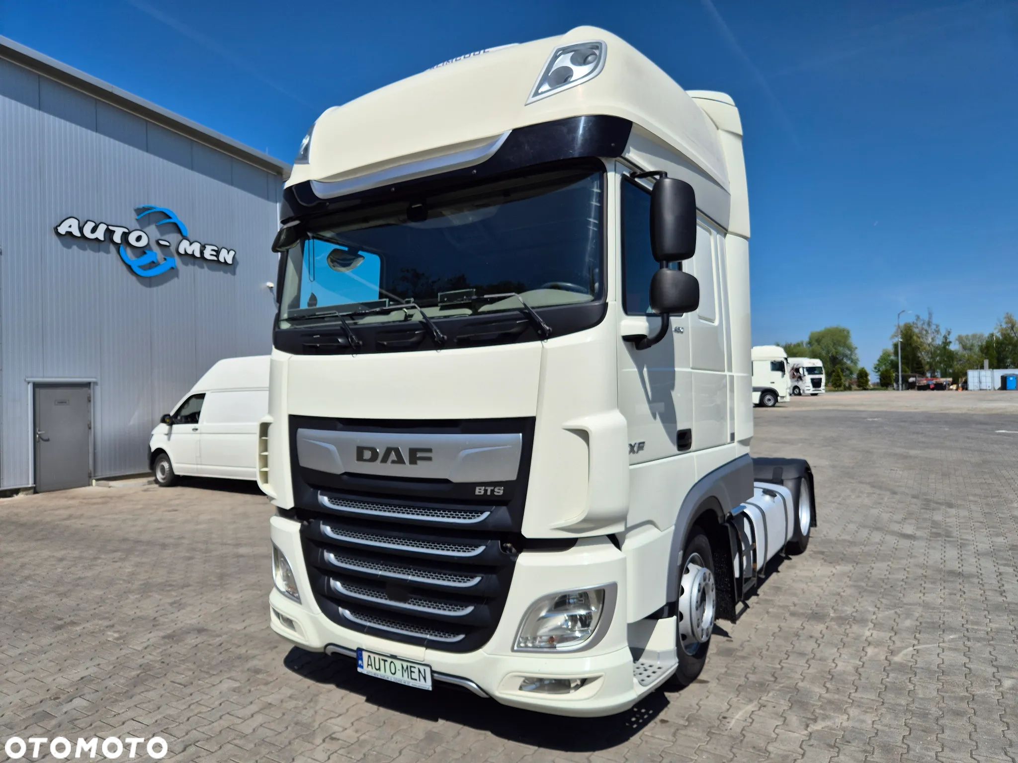 DAF XF 480 Low Deck Super Space Cab - 1