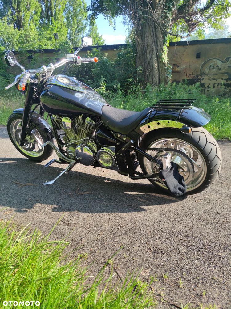 Yamaha Road Star - 1