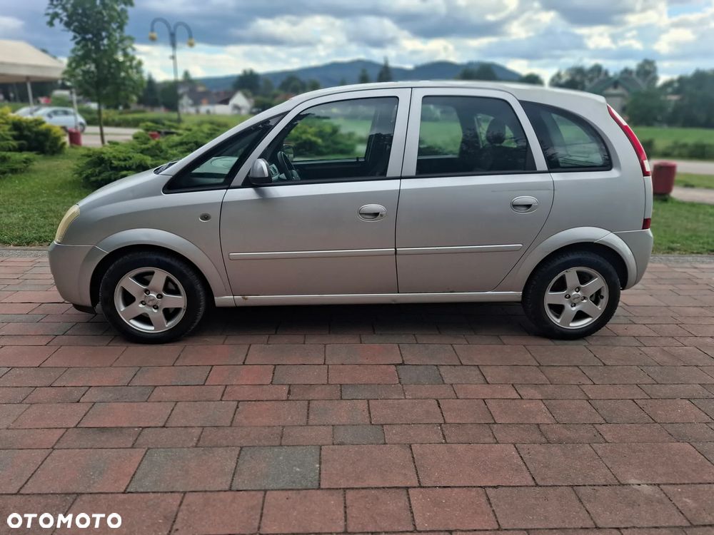 Opel Meriva 1.6 16V (Essentia) - 3