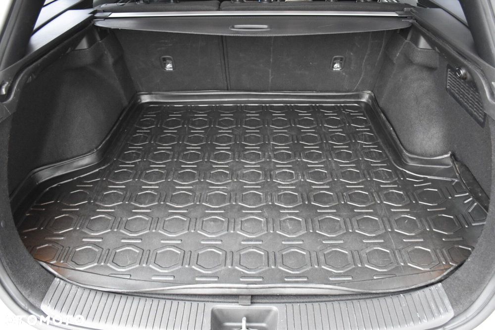 Hyundai i30 1.0 T-GDI Classic + - 30