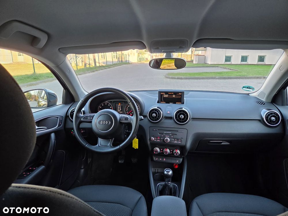 Audi A1 Sportback 1.2 TFSI S line edition - 12