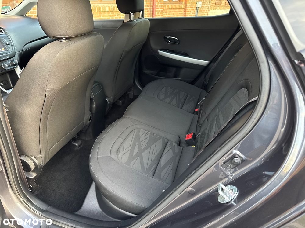Kia Ceed 1.6 GDI Vision - 32