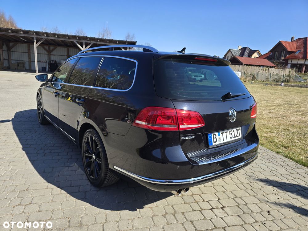 Volkswagen Passat - 19