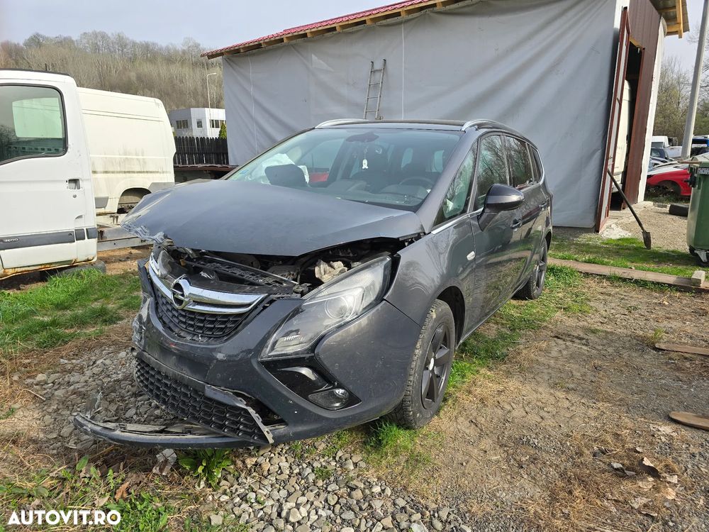 Cutie viteze manuala 6 trepte Opel Zafira c 1.6 CDTI euro 6 an 2016 - 2