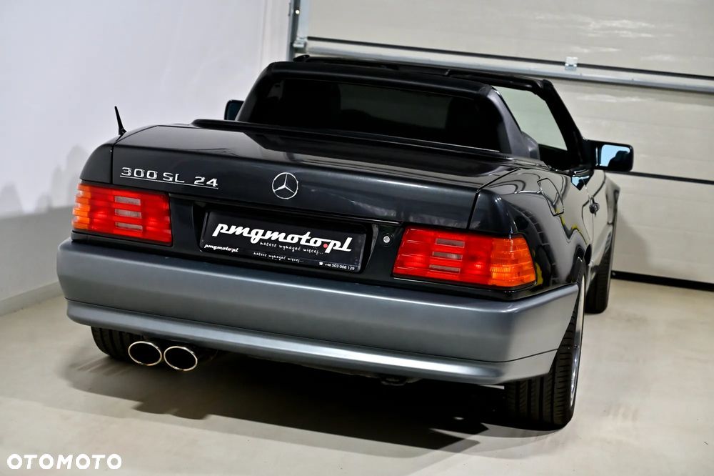 Mercedes-Benz SL - 15