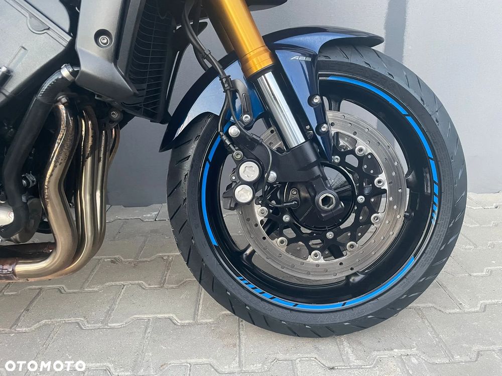 Yamaha FZ - 15
